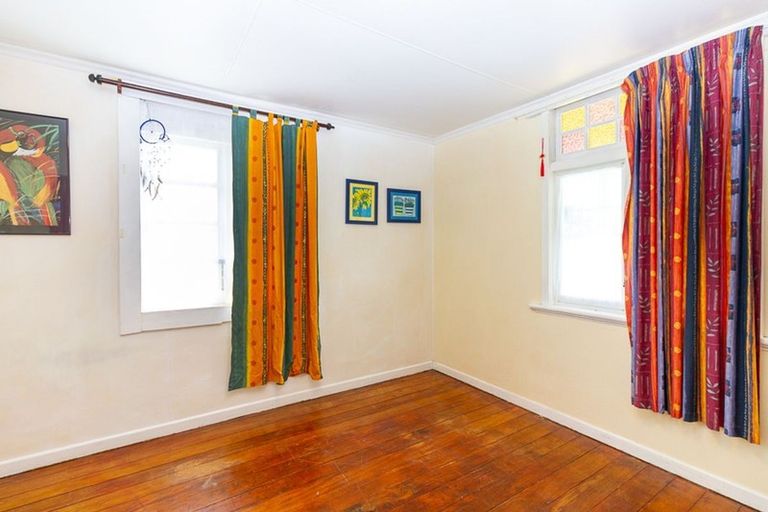 Photo of property in 20 Lyndhurst Street, Takaro, Palmerston North, 4412