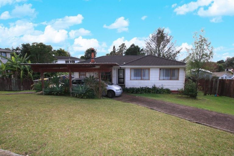 Photo of property in 23 Virgo Place, Glen Eden, Auckland, 0602