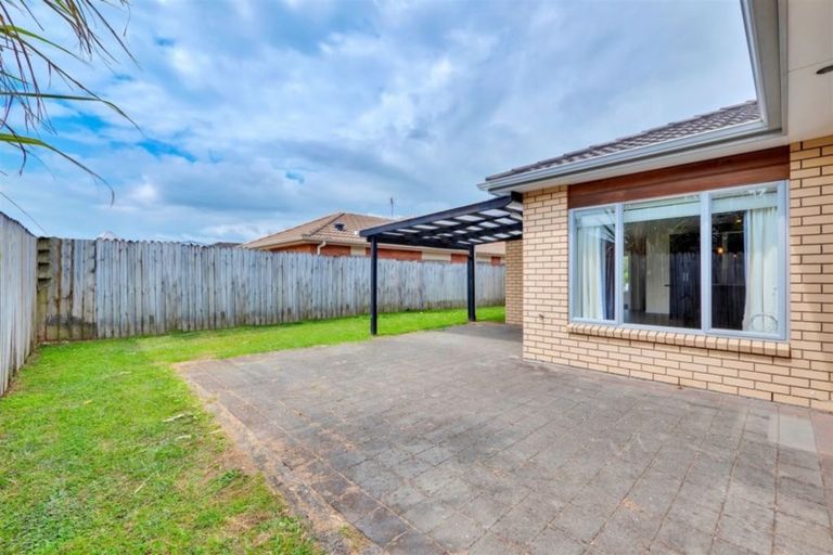 Photo of property in 9 Maadi Place, Papakura, 2110