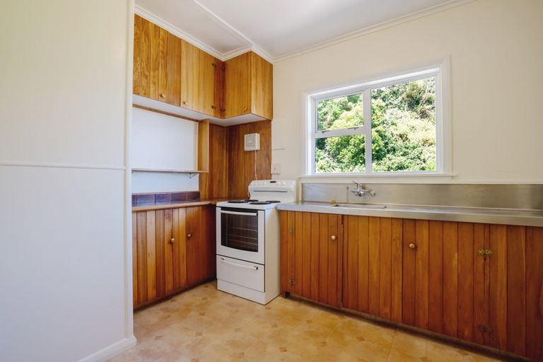 Photo of property in 2/72b Ira Street, Miramar, Wellington, 6022