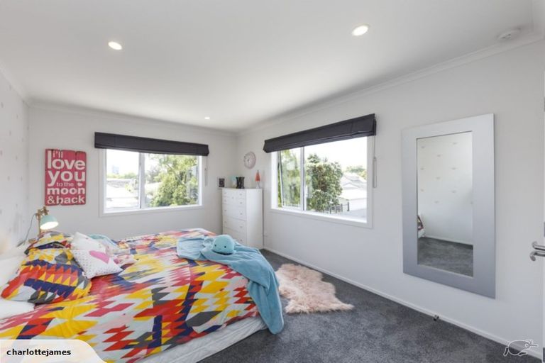 Photo of property in 162a Fitzherbert Avenue, West End, Palmerston North, 4410