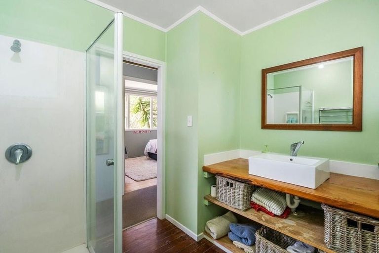 Photo of property in 134 Verran Road, Birkdale, Auckland, 0626