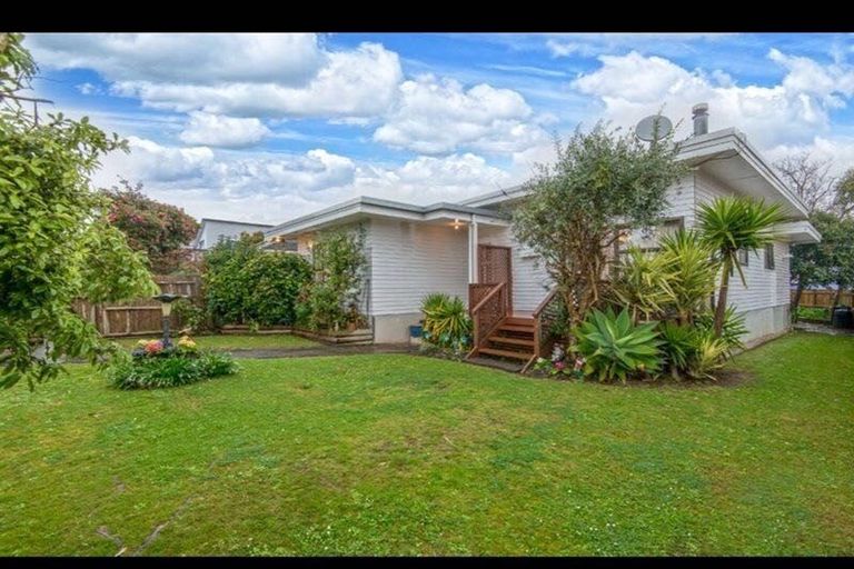 Photo of property in 1/11 Richard Avenue, Bucklands Beach, Auckland, 2014