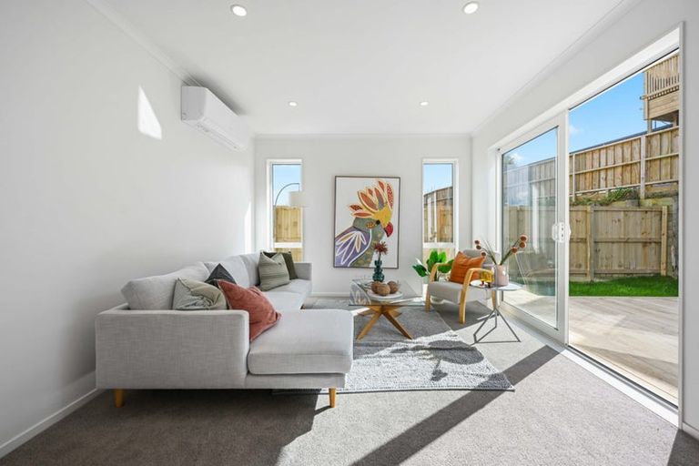 Photo of property in 1/29 Tokerau Drive, Rototuna North, Hamilton, 3210