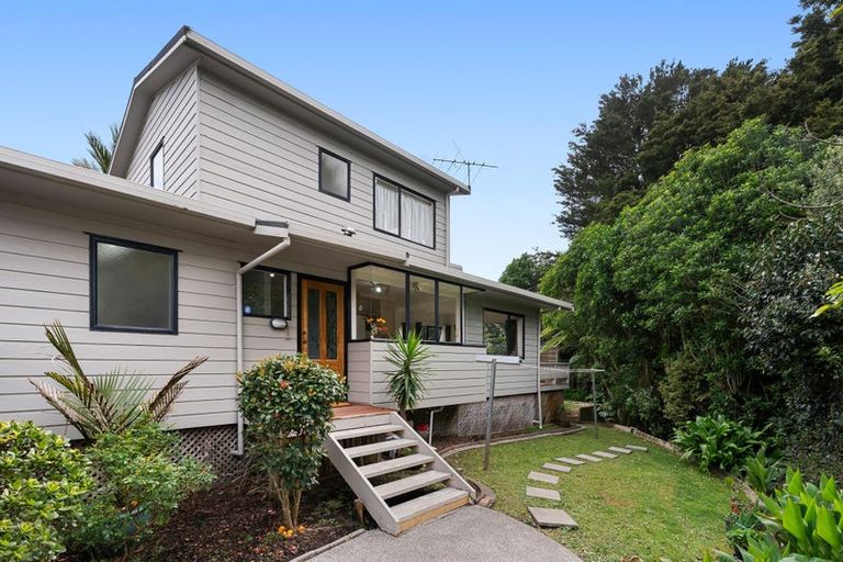 Photo of property in 99a Redoubt Road, Goodwood Heights, Auckland, 2105