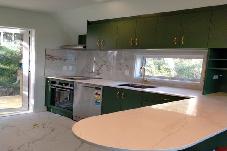 Photo of property in 71b Rosecamp Road, Beach Haven, Auckland, 0626