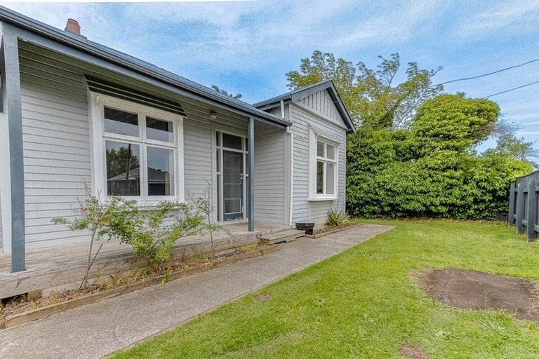 Photo of property in 18 Abbot Street, Gonville, Whanganui, 4501