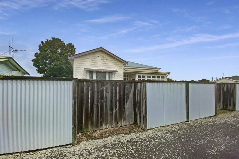 Photo of property in 8 Denmark Street, Dannevirke, 4930