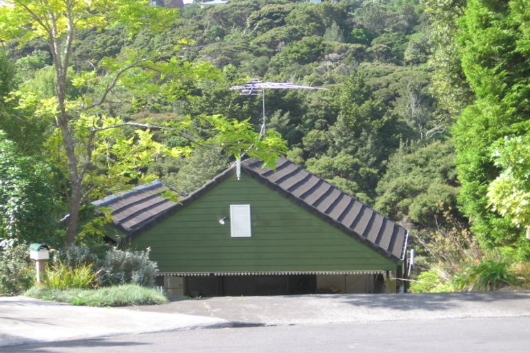 Photo of property in 1/16 Learmonth Avenue, Birkenhead, Auckland, 0626