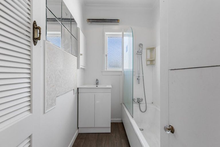 Photo of property in 24 Stratford Place, Otumoetai, Tauranga, 3110