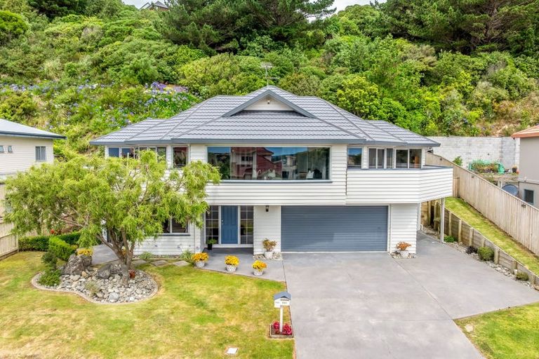 Photo of property in 131 Eskdale Road, Papakowhai, Porirua, 5024