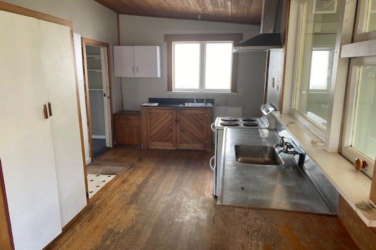 Photo of property in 113 Oram Avenue, New Brighton, Christchurch, 8061