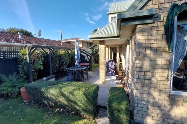 Photo of property in 106a Roydvale Avenue, Burnside, Christchurch, 8053