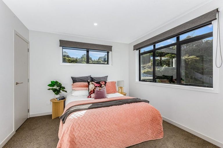 Photo of property in 11a Barberry Grove, Maungaraki, Lower Hutt, 5010
