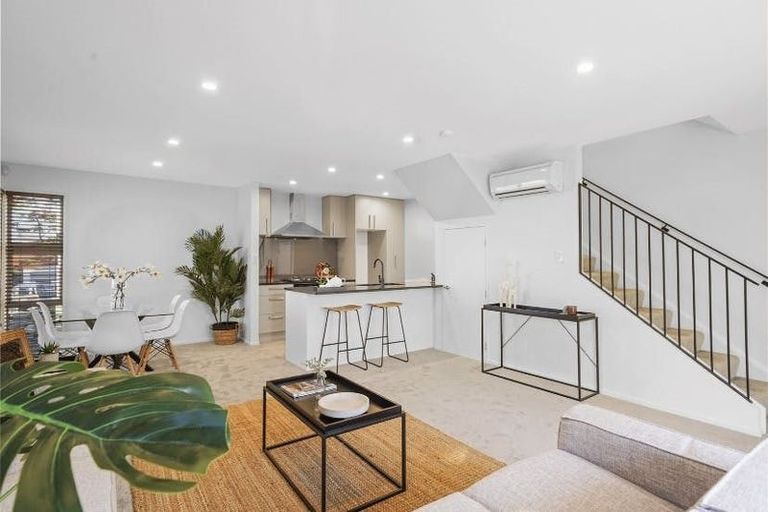 Photo of property in 7 Elderwood Lane, Edgeware, Christchurch, 8013