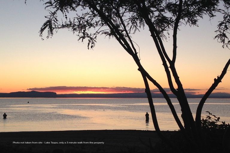 Photo of property in 247a Rereahu Avenue, Hatepe, Turangi, 3382