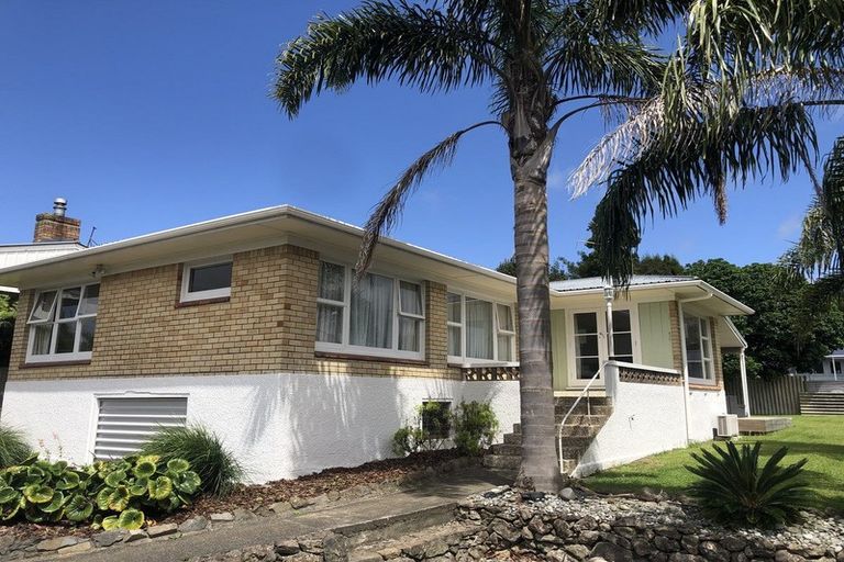 Photo of property in 19 Otuhiwai Crescent, Tikipunga, Whangarei, 0112