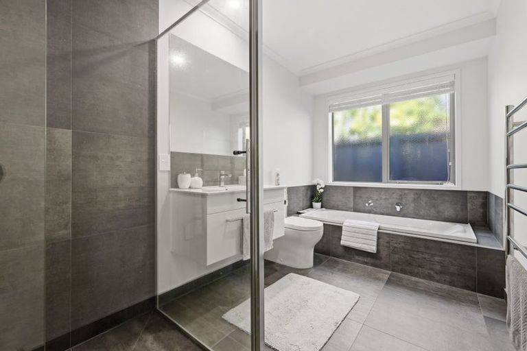 Photo of property in 5 Hayward Place, Ohauiti, Tauranga, 3112