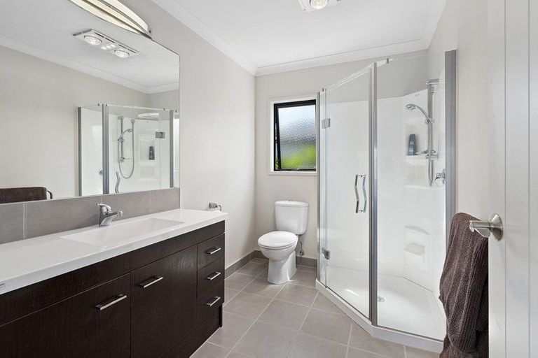 Photo of property in 218 Schnapper Rock Road, Schnapper Rock, Auckland, 0632