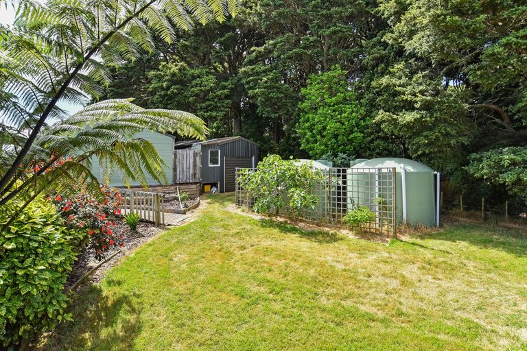 Photo of property in 288 Waiuku Road, Puni, Pukekohe, 2678