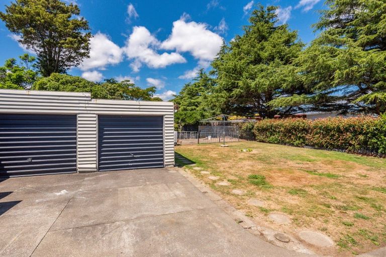 Photo of property in 2 Bowen Street, Levin, 5510