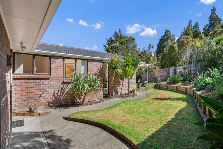 Photo of property in 12b Relko Crescent, Torbay, Auckland, 0630
