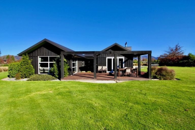 Photo of property in 18 Lochiel Drive, Hanmer Springs, 7334