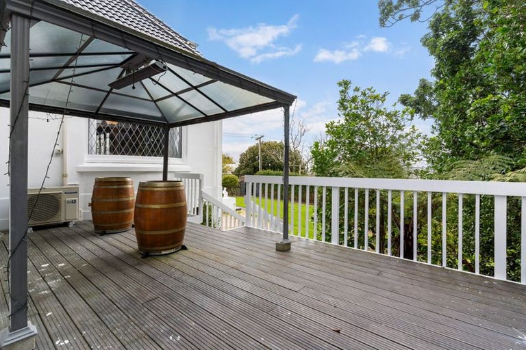 Photo of property in 6 Peverill Crescent, Papatoetoe, Auckland, 2025