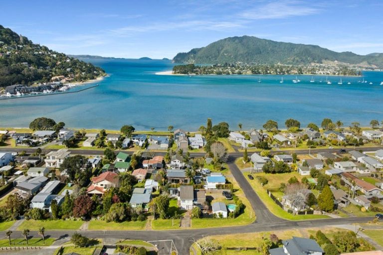 Photo of property in 54 Manaia Road, Tairua, 3508