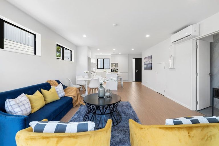 Photo of property in 28a Cape Road, Mangere, Auckland, 2022