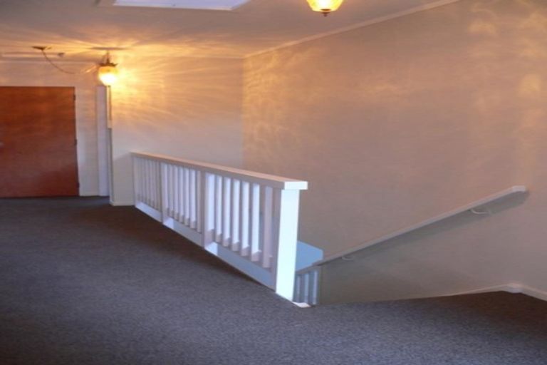 Photo of property in 15 Fyvie Avenue, Tawa, Wellington, 5028