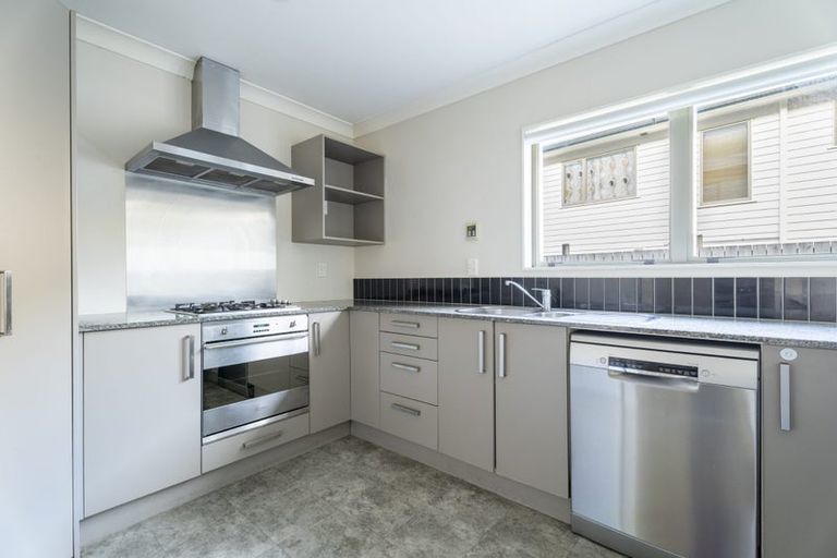 Photo of property in 14 Gifford Grove, Churton Park, Wellington, 6037