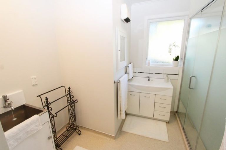 Photo of property in 1a Leybourne Avenue, Waikanae, 5036