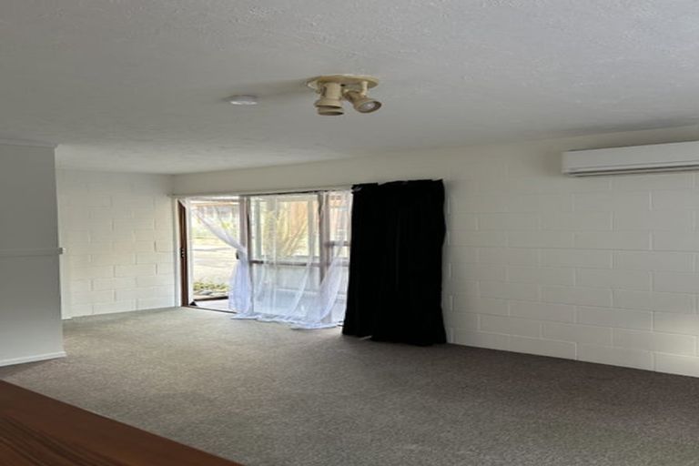 Photo of property in 8 Melrose Crescent, Melrose, Wellington, 6023