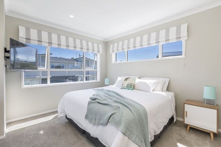Photo of property in 101 Karepiro Drive, Stanmore Bay, Whangaparaoa, 0932