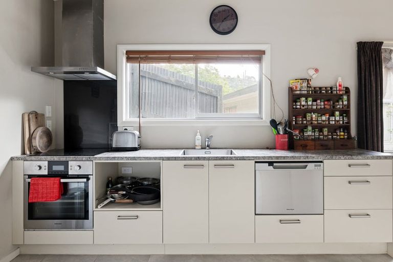 Photo of property in 206 Brook Street, The Brook, Nelson, 7010