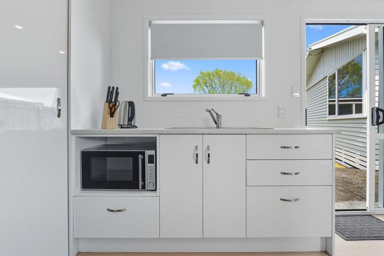 Photo of property in 6 Lugton Street, Nawton, Hamilton, 3200