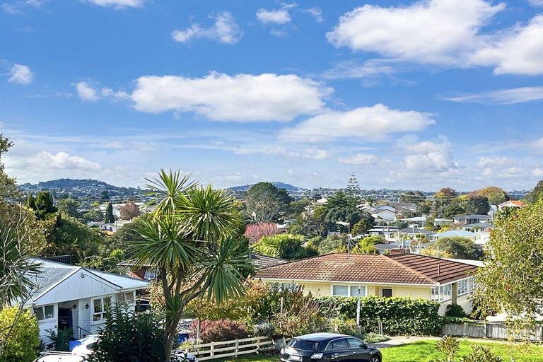 Photo of property in 32 Mason Street, New Lynn, Auckland, 0600