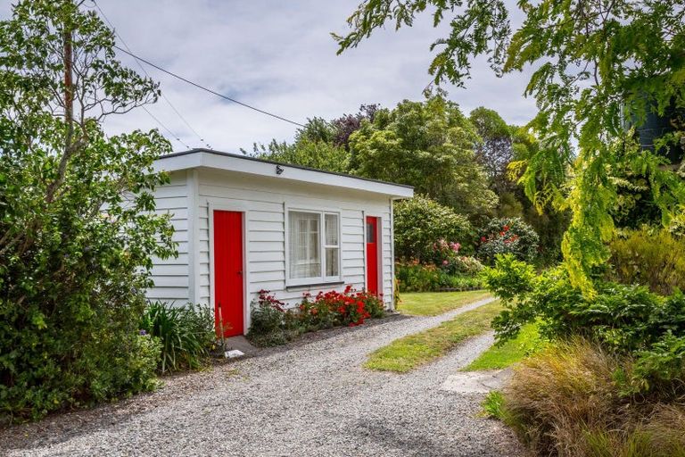 Photo of property in 26 Post Office Road, Mangapakeha, Masterton, 5872