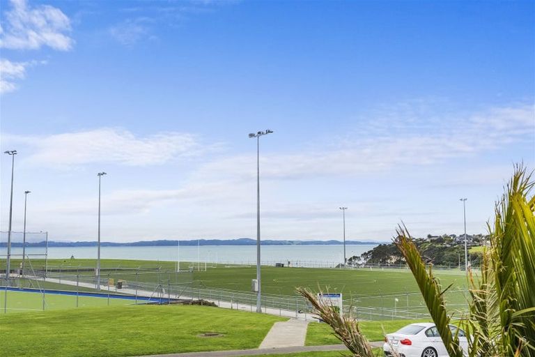 Photo of property in 1 Macleans Road, Bucklands Beach, Auckland, 2014