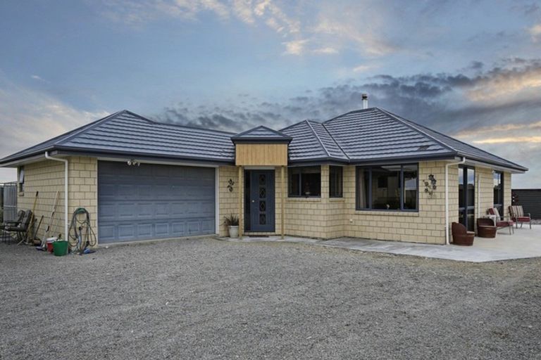 Photo of property in 23 Hollys Lane, Weston, Oamaru, 9401