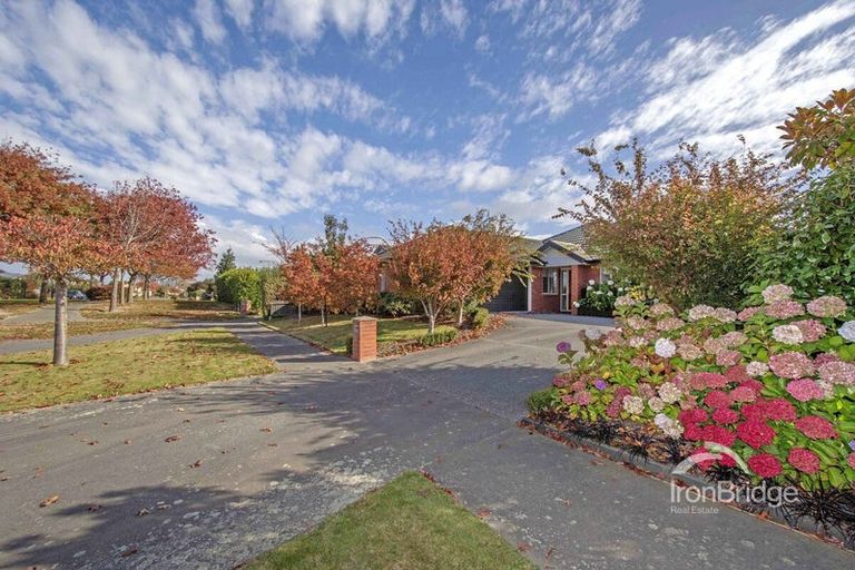 Photo of property in 8 Marguerite Place, Aidanfield, Christchurch, 8025