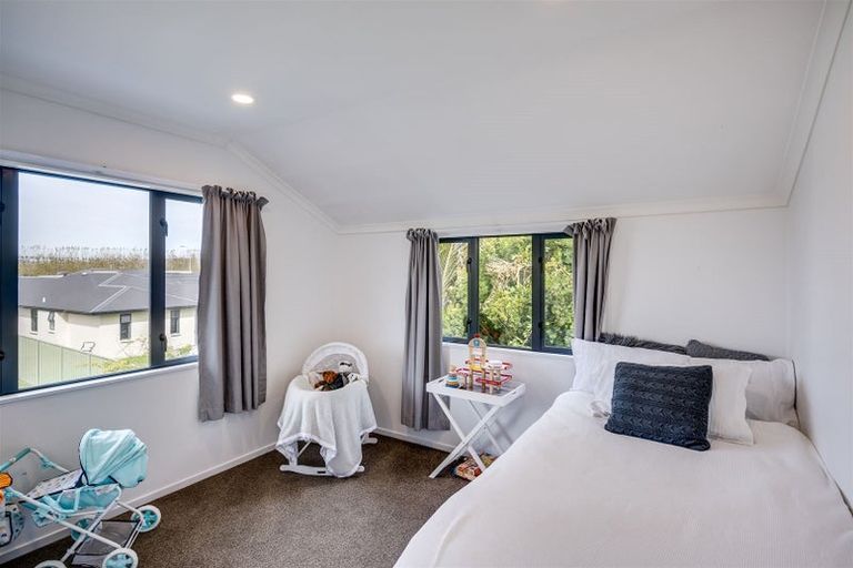 Photo of property in 101a Main Road, Clive, 4102