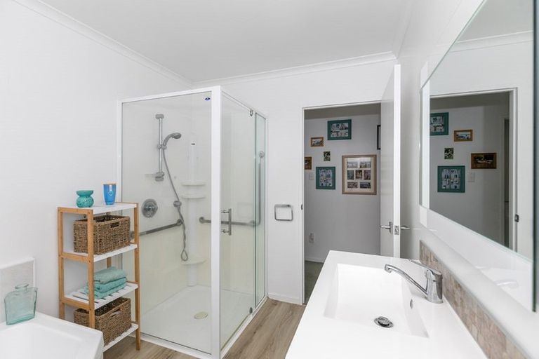 Photo of property in 11 Pascal Place, Flagstaff, Hamilton, 3210