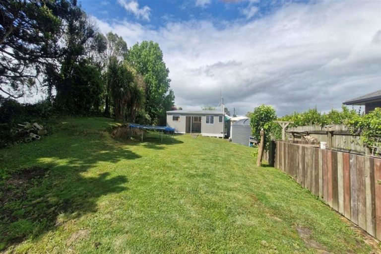 Photo of property in 1899 Paparoa Valley Road, Paparoa, 0571