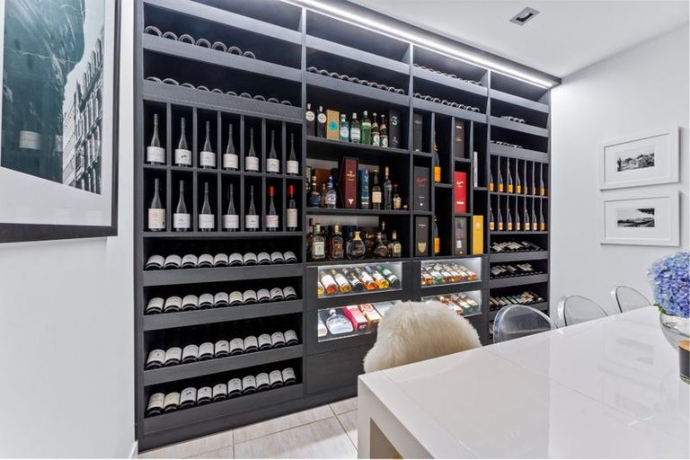 Photo of property in 87 Princes Street, Northcote Point, Auckland, 0627