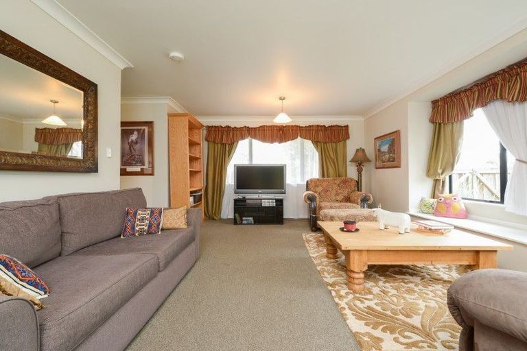 Photo of property in 84 Cumberland Drive, Flagstaff, Hamilton, 3210