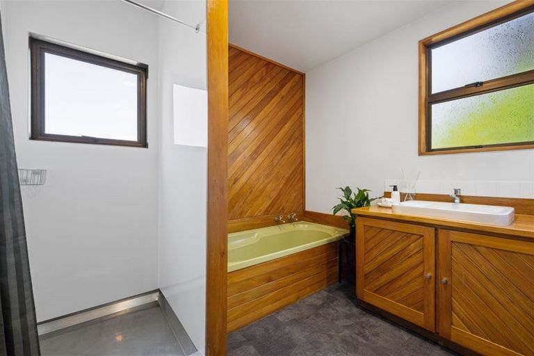 Photo of property in 4 Cecil Wood Way, Richmond Hill, Christchurch, 8081