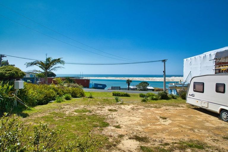 Photo of property in 14 Cheviot Street, Mangawhai Heads, Mangawhai, 0505