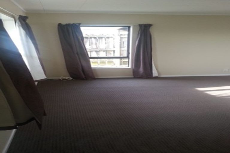 Photo of property in 2/125 Settlement Road, Papakura, 2110